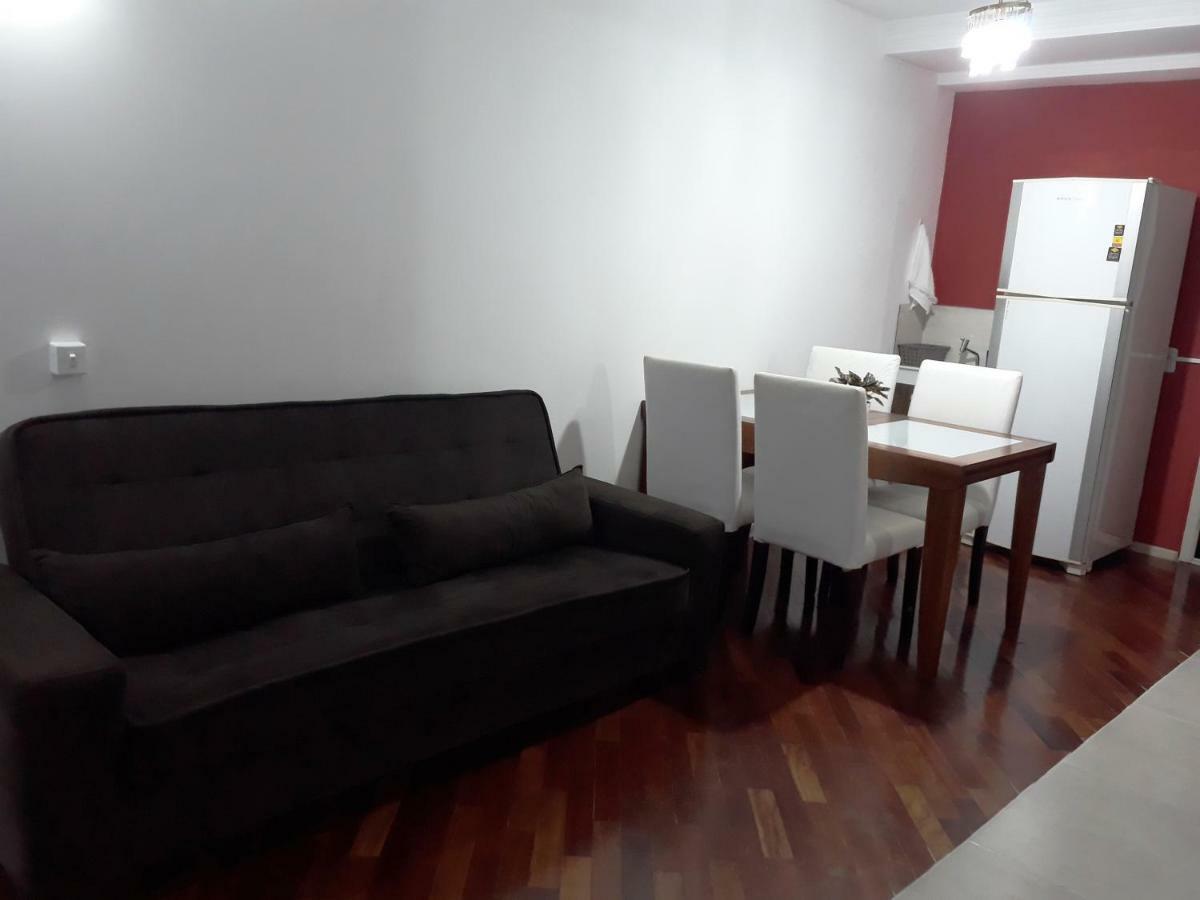 Mello'S House Apartment Curitiba Luaran gambar